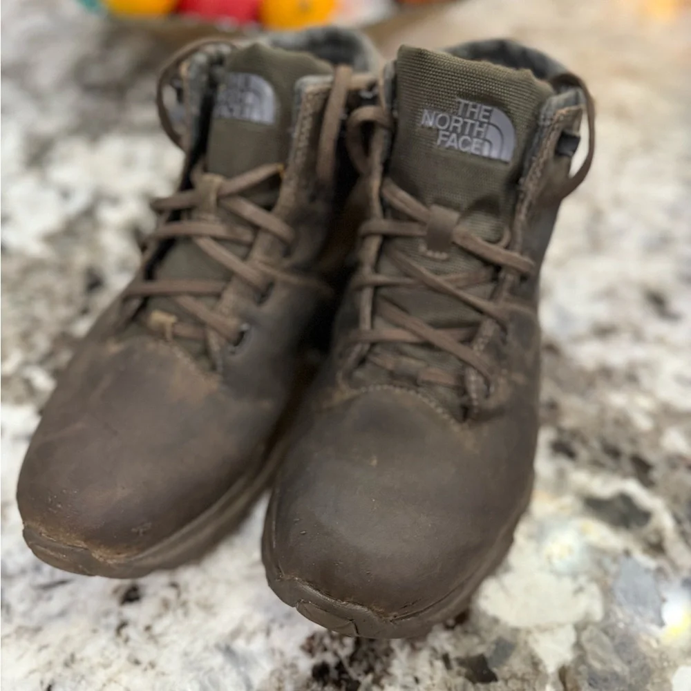 The North Face Storm Strike Shoes men’s size 8